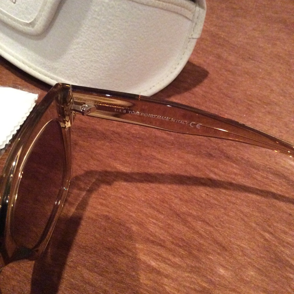NEW! Tom Ford Sunglasses Set!Great Gift 🎁 - Picture 7 of 8